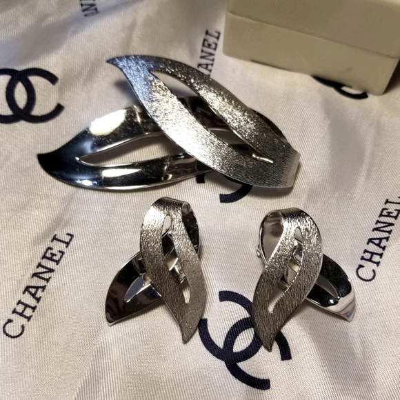 VINTAGE sarah coventry mint brooch earrings set - Picture 7 of 7